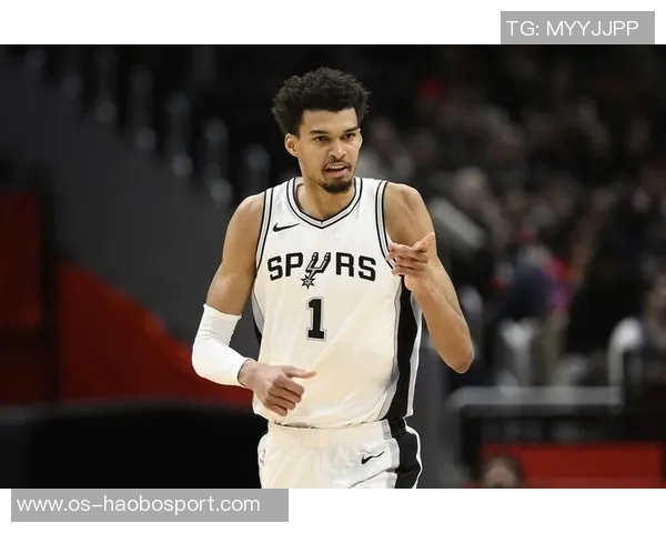 2016年NBA常规赛猛龙与马刺精彩对决回顾与分析