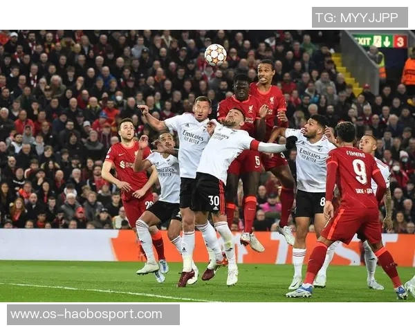 曼城与利物浦历史交锋回顾及战绩分析探讨 曼城与利物浦历史交锋回顾及战绩分析探讨